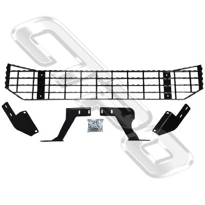 REAR BUMPER STEP - STEEL - BLACK - TO SUIT TOYOTA HIACE 2004-