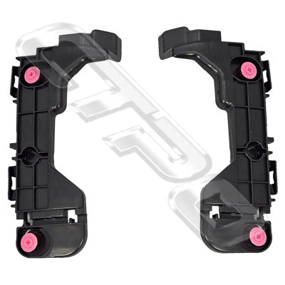 8194268-60 - REAR CORNER PANEL - BRACKET SET - L&R - PLASTIC - TO SUIT TOYOTA HIACE 2019-