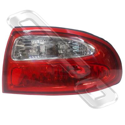 REAR LAMP - R/H - CLEAR/RED - W/OUT REFLECTOR - TO SUIT HOLDEN COMMODORE VX 2000-  SEDAN EXEC