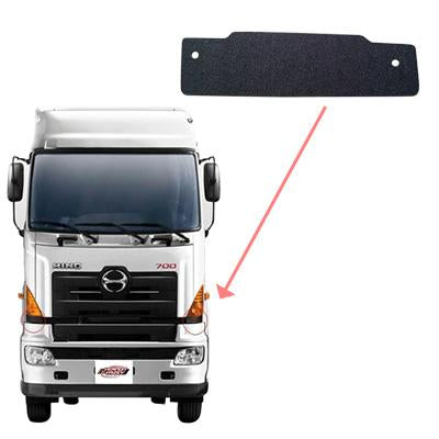 FRONT CORNER PANEL - MOULDING - BELOW CORNER LAMP - L=R - HINO PROFIA SH 2002-