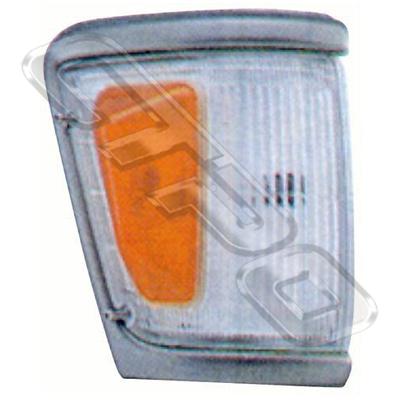 CORNER LAMP - R/H - AMBER/CLEAR - TO SUIT TOYOTA HILUX 4WD 1992-              GREY TRIM