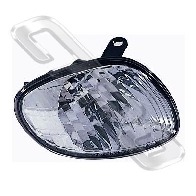 CORNER LAMP - R/H - CLEAR - TO SUIT TOYOTA COROLLA AE111 2000-01  F/L